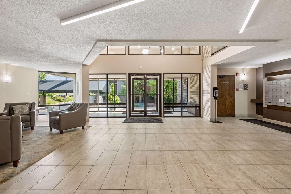 Photo of 7200 York Avenue S #103, Edina, MN 55435 (MLS # 7146412)