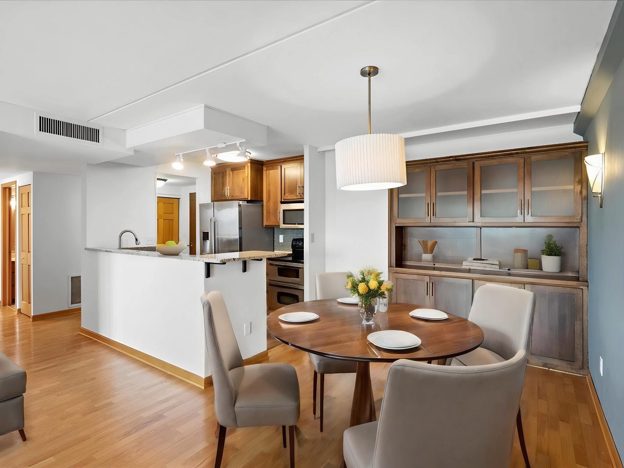 1920 S 1st Street 2102