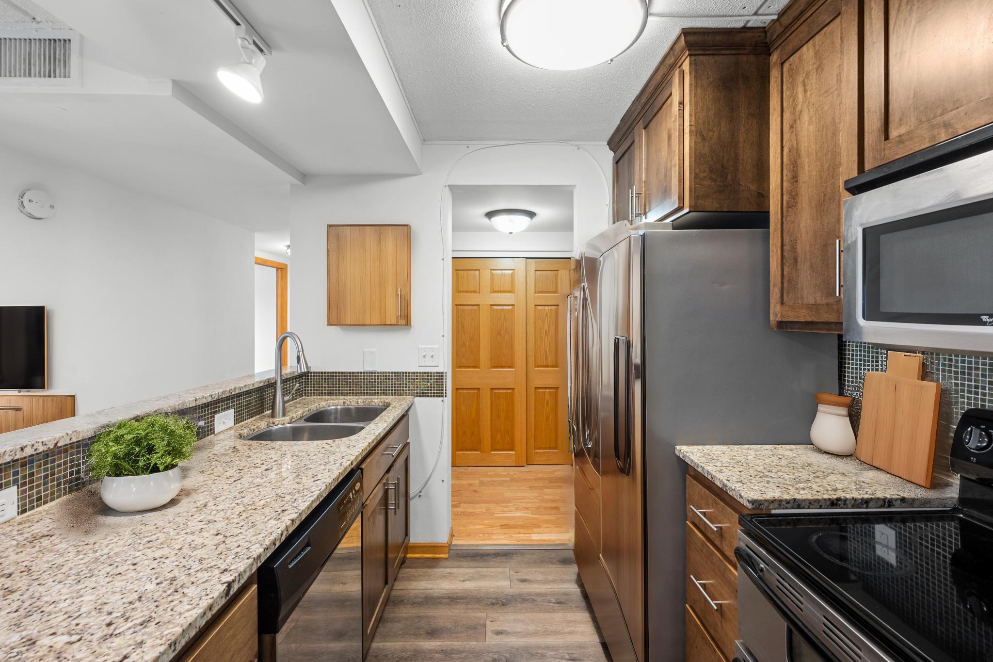 1920 S 1st Street 2102