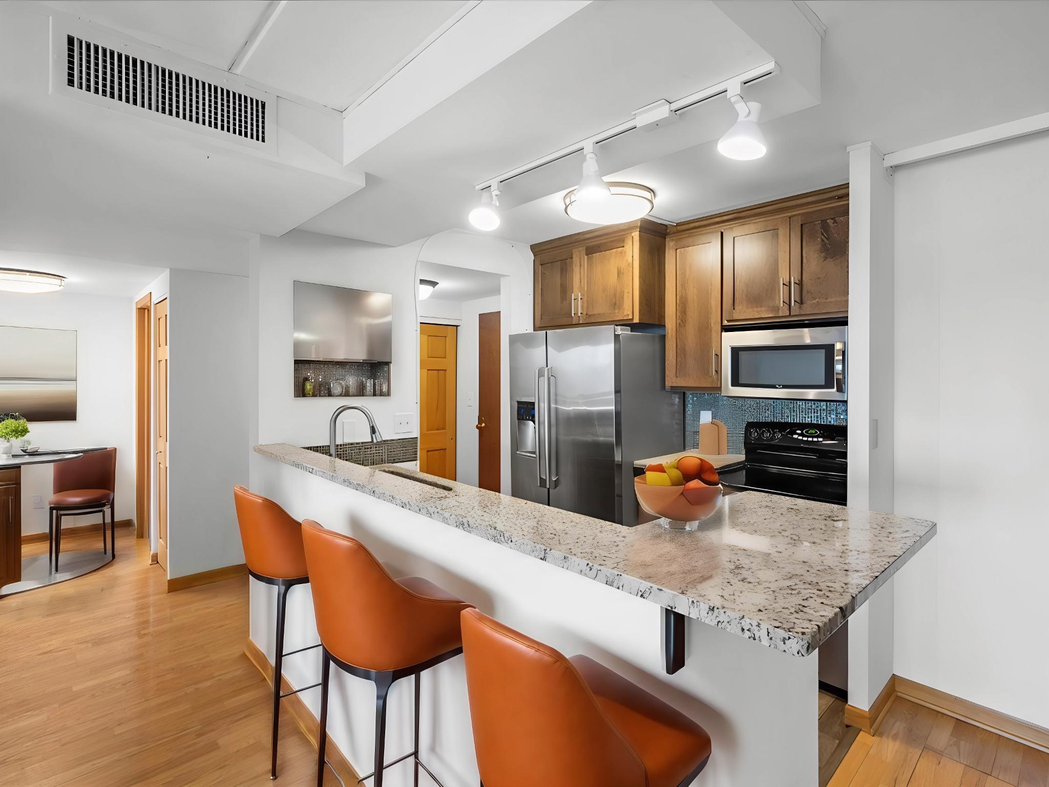 1920 S 1st Street 2102