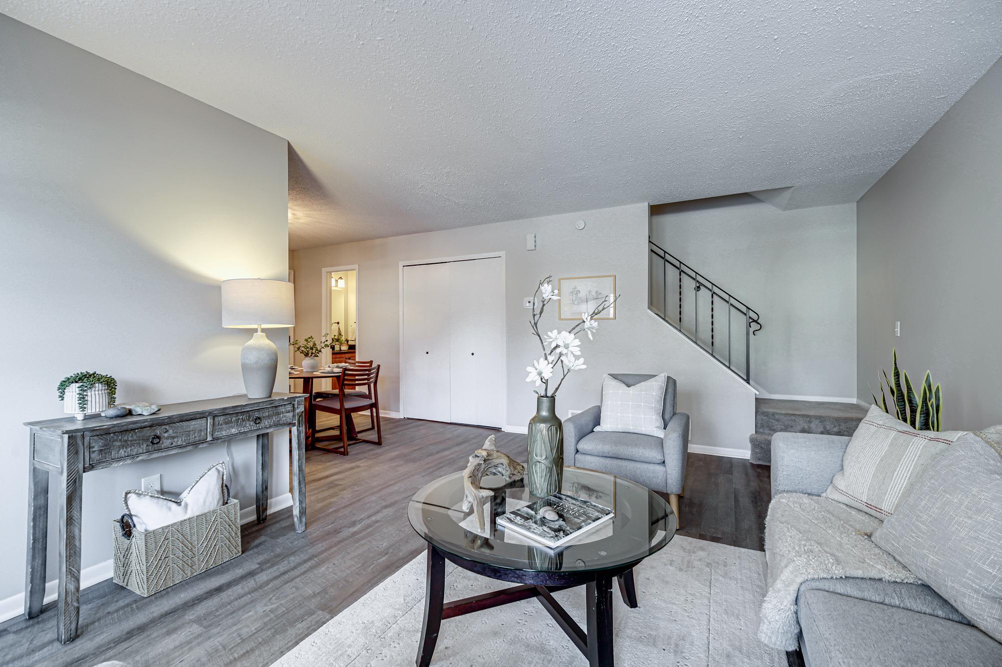 4275 Centerville Road