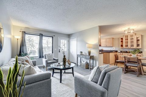 4275 Centerville Road Vadnais Heights MN 55127