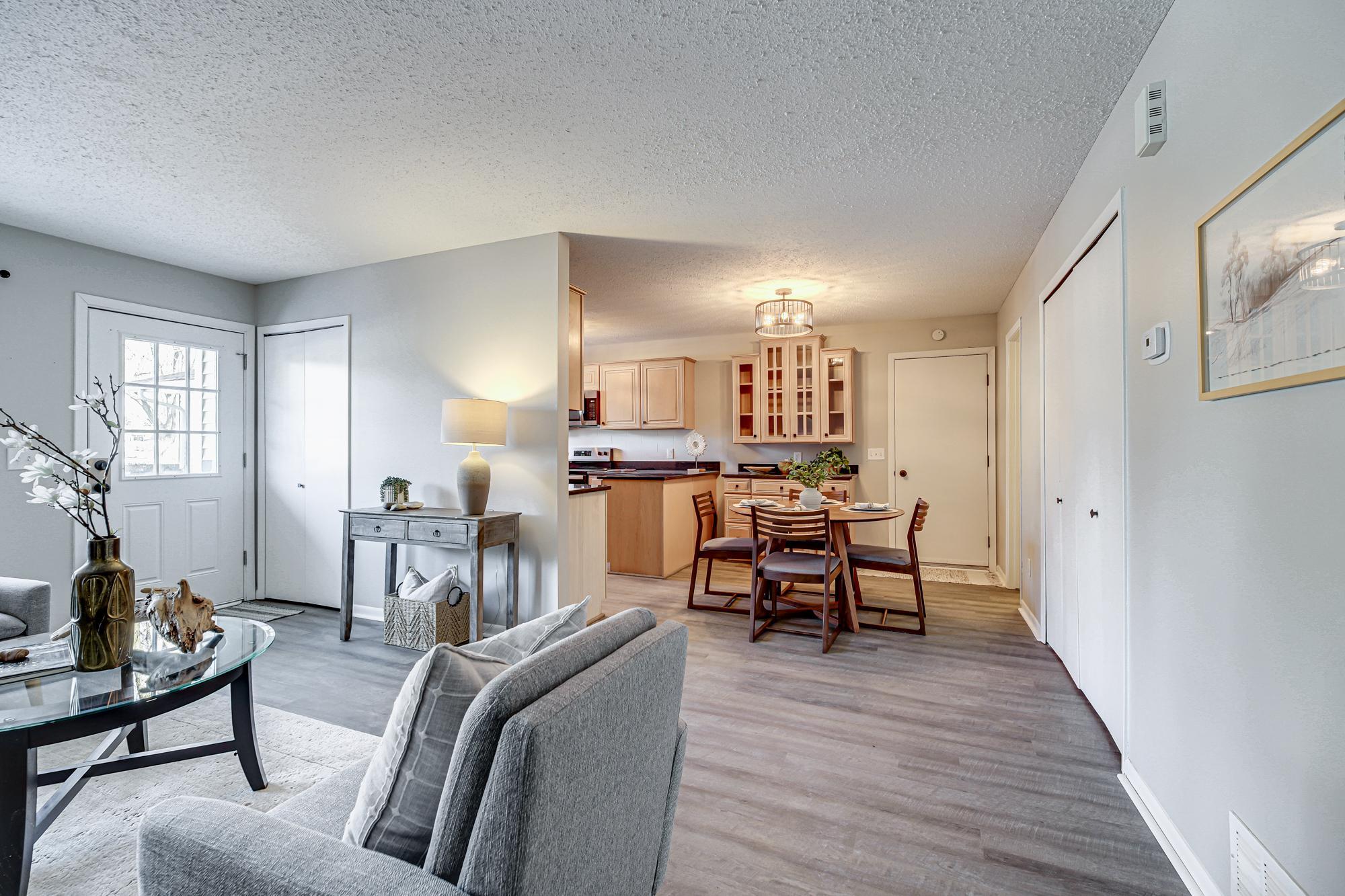 4275 Centerville Road