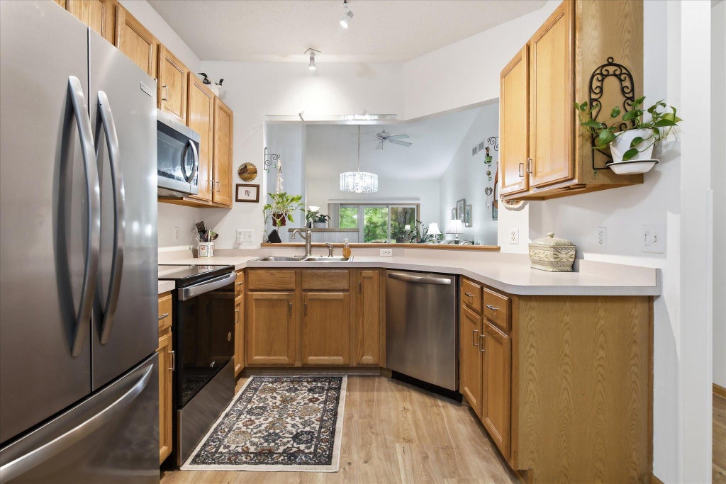 Photo of 2707 River Hills Drive S, Burnsville, MN 55337 (MLS # 7120823)