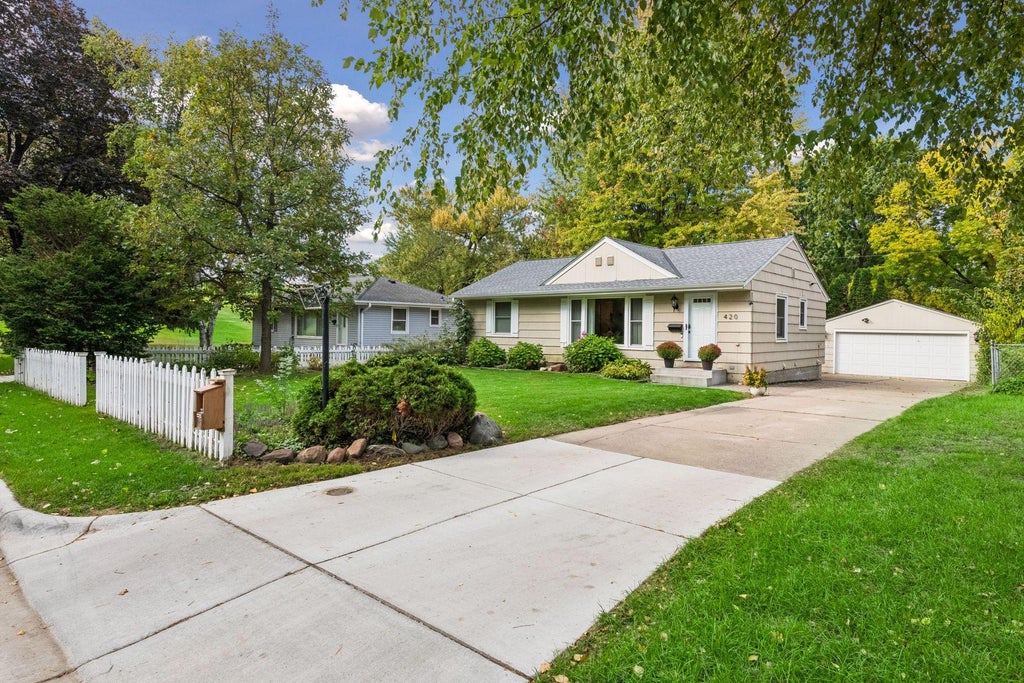 Photo of 420 Jackson Avenue S, Edina, MN 55343 (MLS # 7152487)