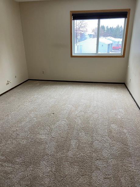 132 Demont Avenue E 221