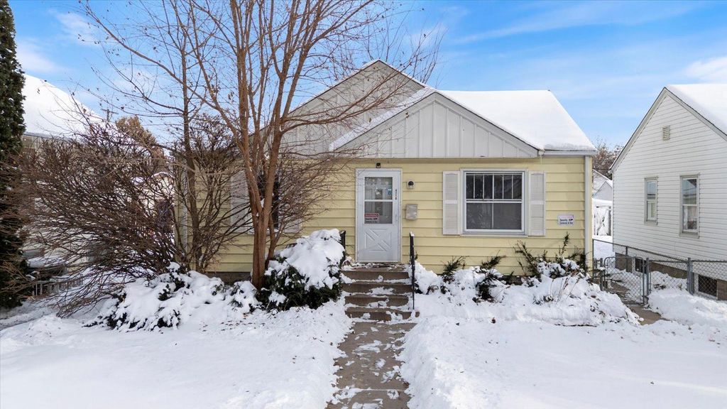 Photo of 4718 Camden Avenue N, Minneapolis, MN 55430 (MLS # 7006478)