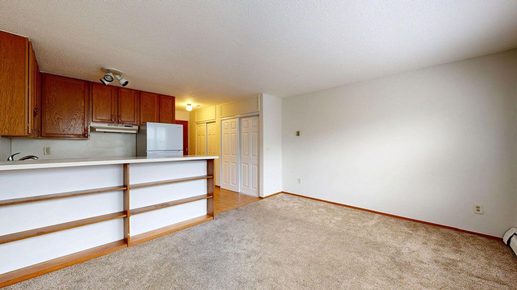 Photo of 2216 Pleasant Avenue #202, Minneapolis, MN 55404 (MLS # 7038737)
