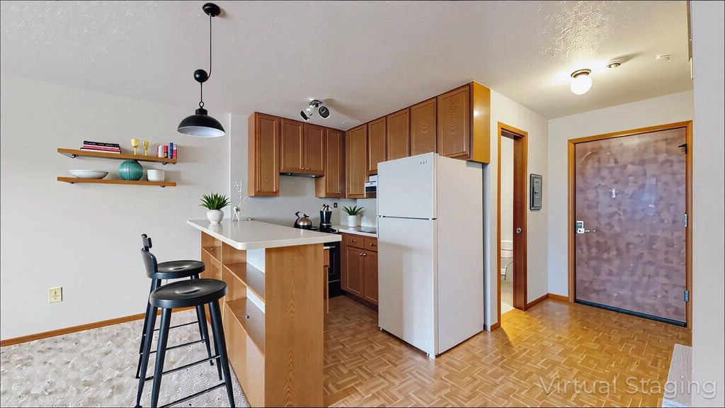 Photo of 2216 Pleasant Avenue #202, Minneapolis, MN 55404 (MLS # 7038737)