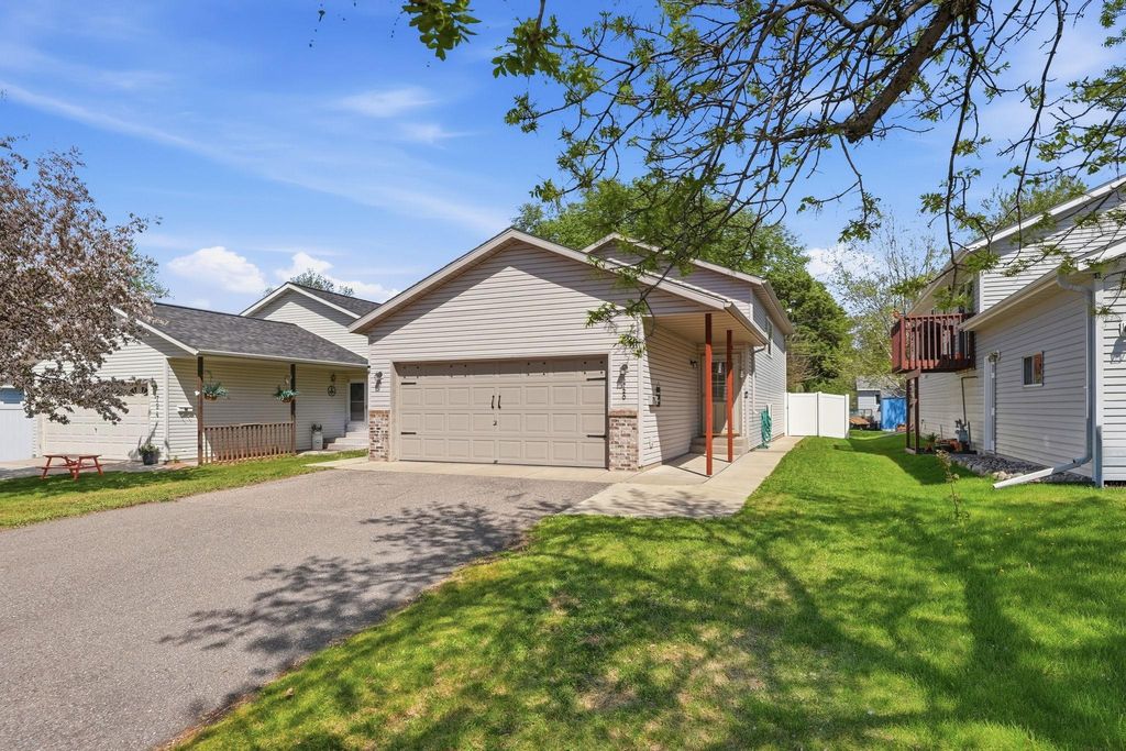 Photo of 720 31st Avenue N, Saint Cloud, MN 56303 (MLS # 7076364)