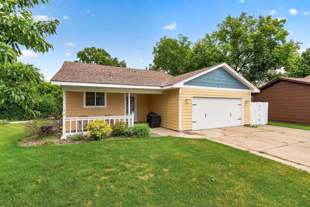 Photo of 7941 Girard Court N, Brooklyn Park, MN 55444 (MLS # 7087717)