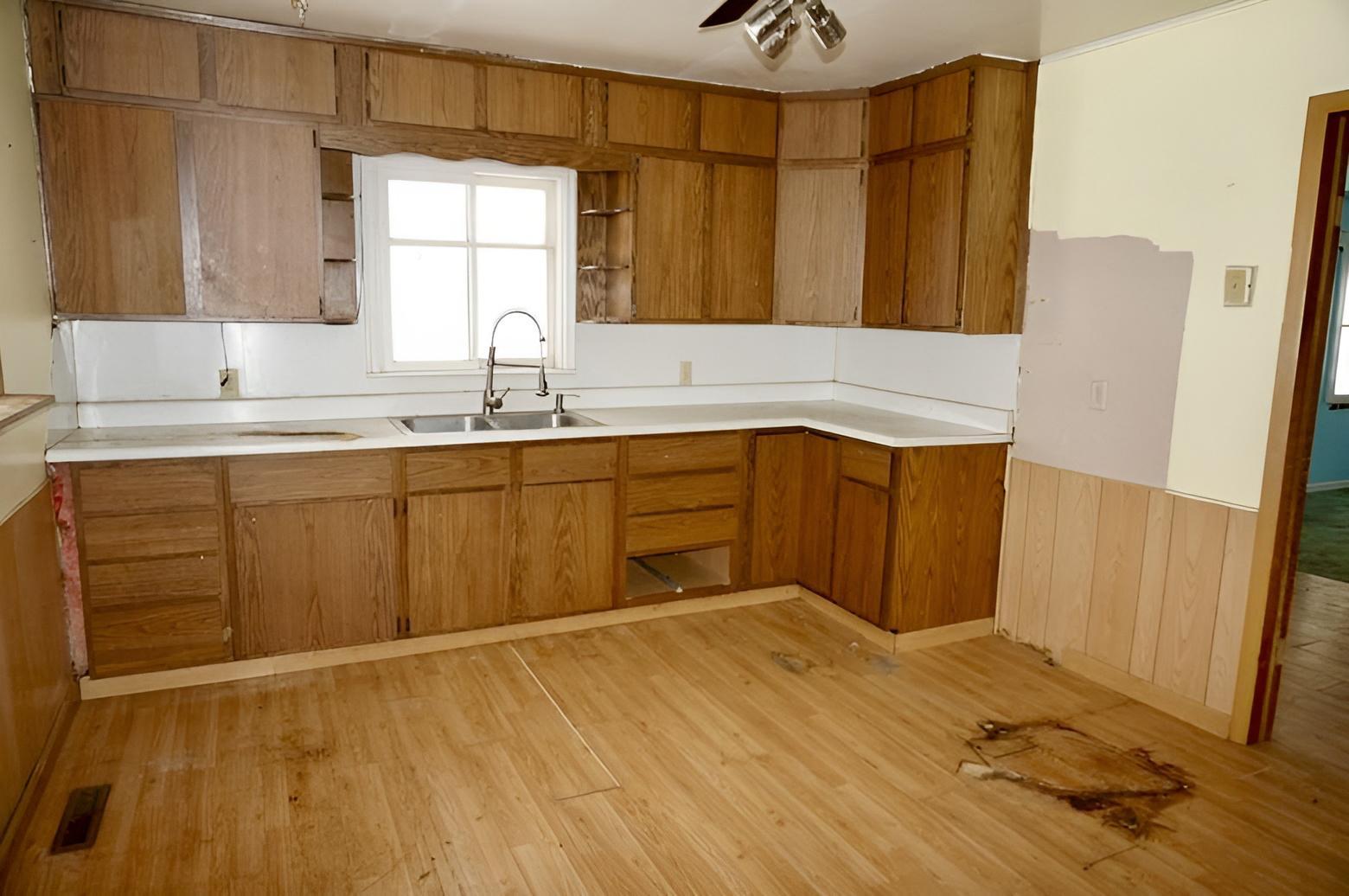 307 4th Street N