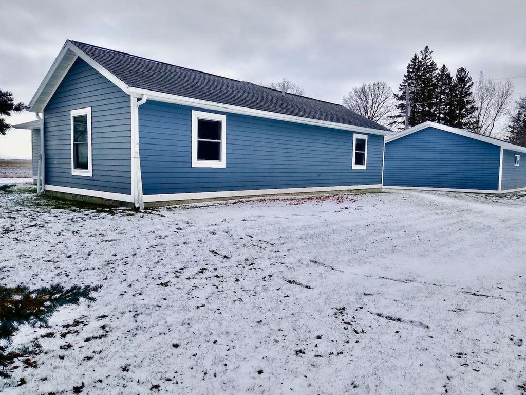 Photo of 401 Joe Horachek Street E, Goodridge, MN 56725 (MLS # 7002014)