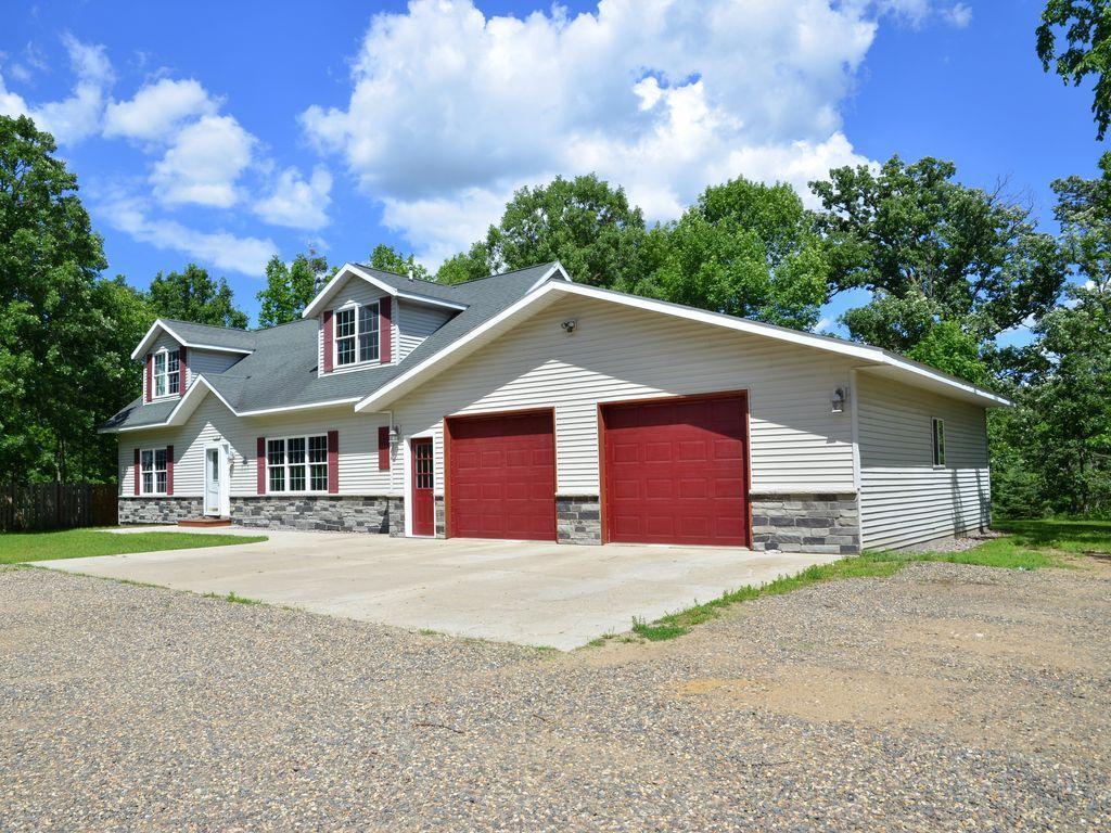 1208 Edmond Drive