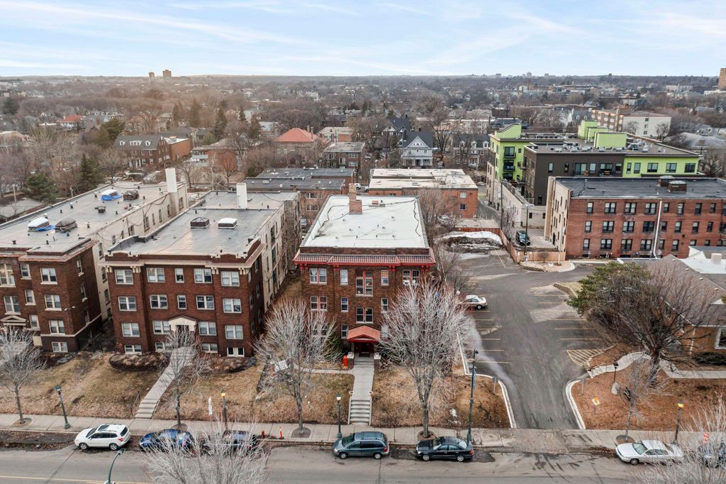 Photo of 2218 Nicollet Avenue #1, Minneapolis, MN 55404 (MLS # 7022075)