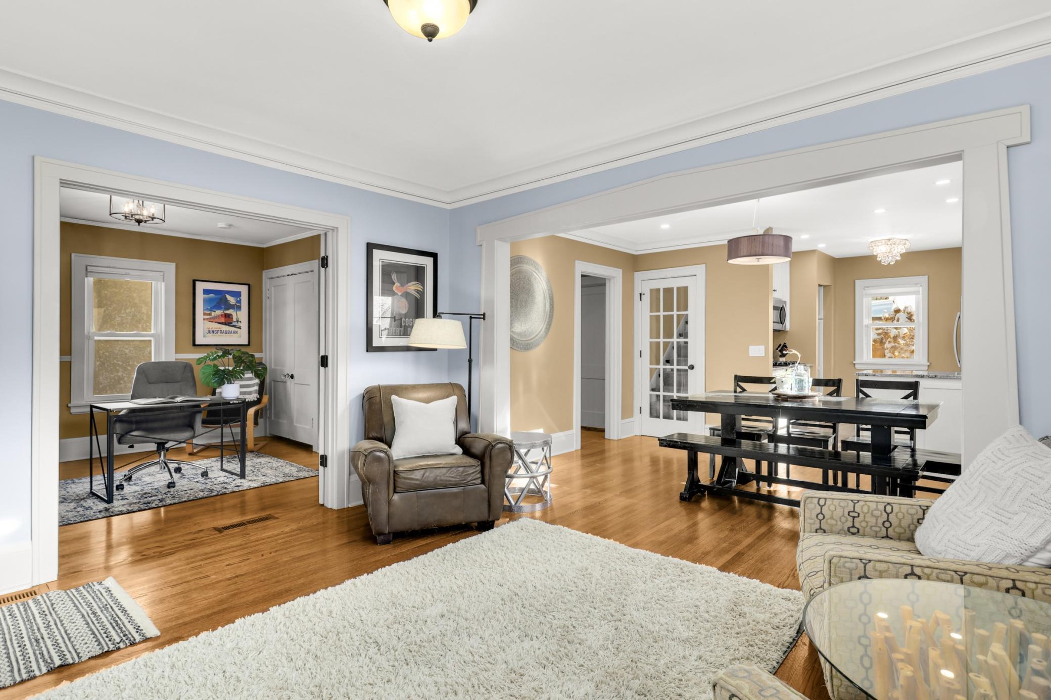 5325 Chowen Avenue S