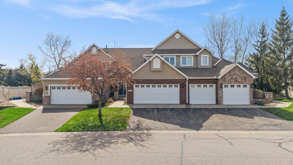 Photo of 13956 Shoreside Court, Savage, MN 55378 (MLS # 7063819)