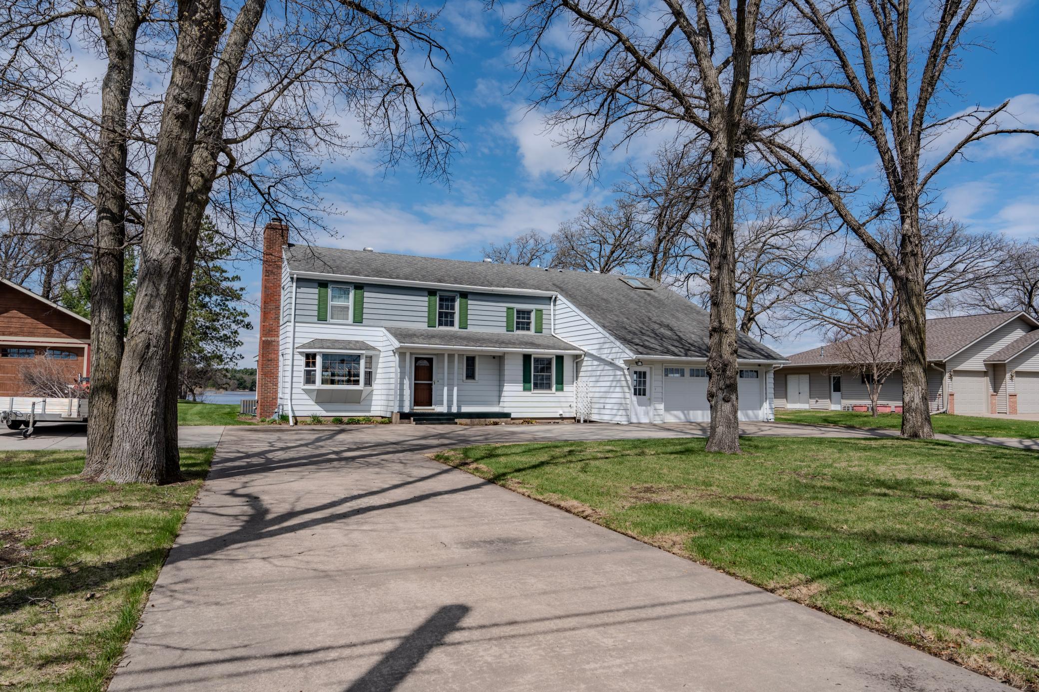 1609 Riverview Drive