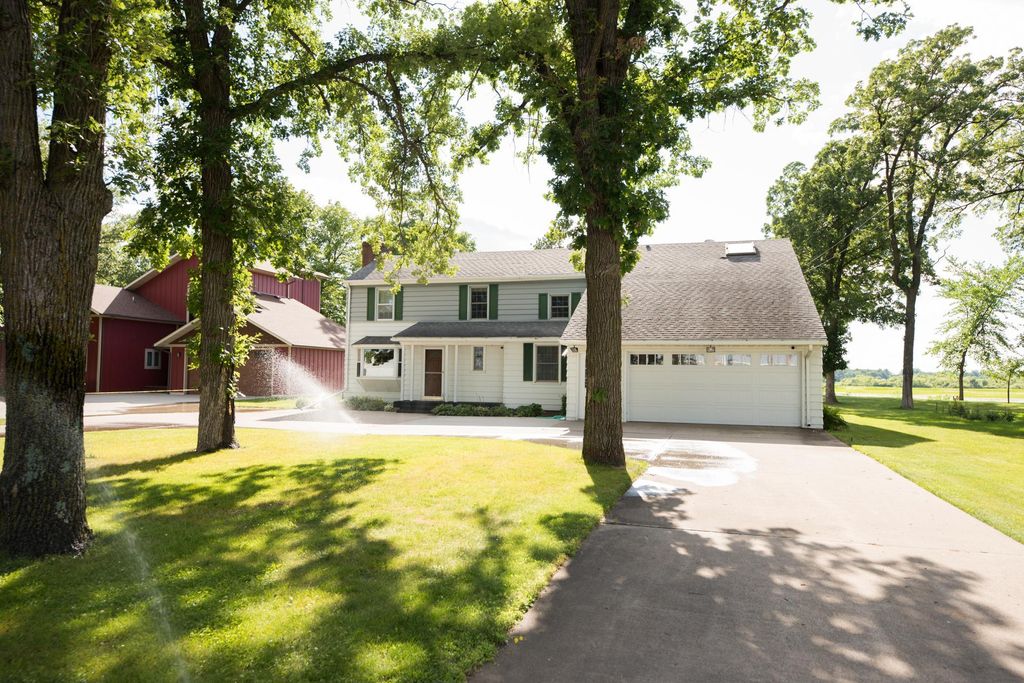 Photo of 1609 Riverview Drive, Little Falls, MN 56345 (MLS # 7058608)