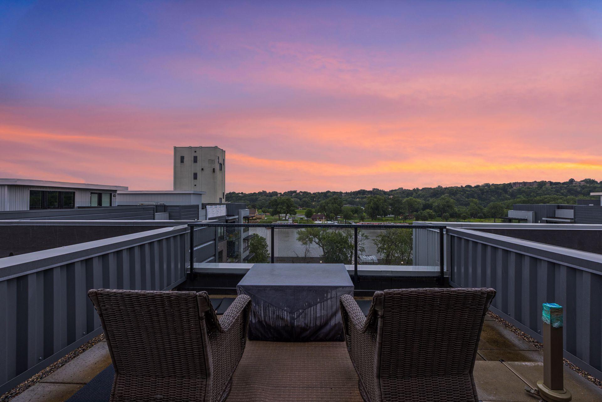 256 Spring Street 413