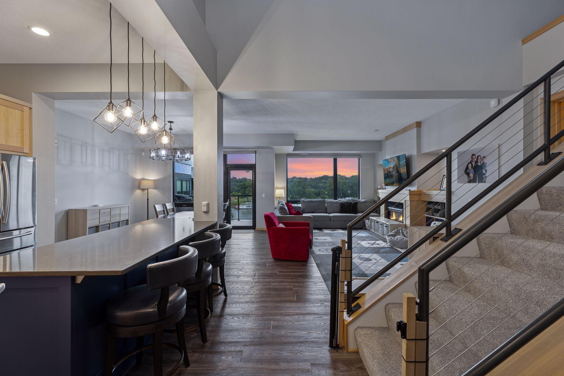 256 Spring Street 413