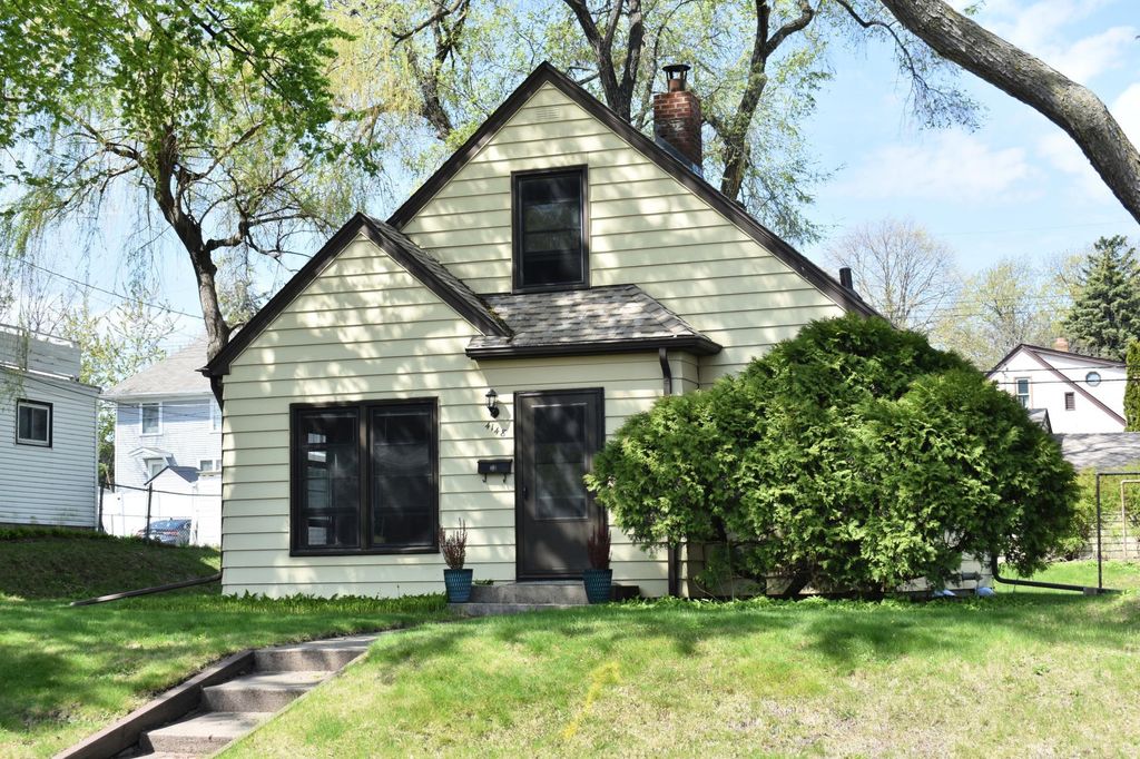 Photo of 4148 Madison Street NE, Columbia Heights, MN 55421 (MLS # 7064727)