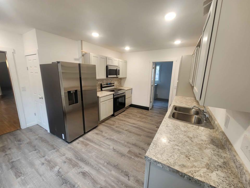 32098 Birchwood Shore Drive