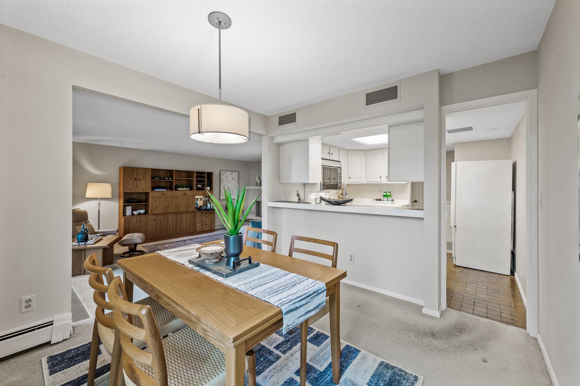 6085 Lincoln Drive 223