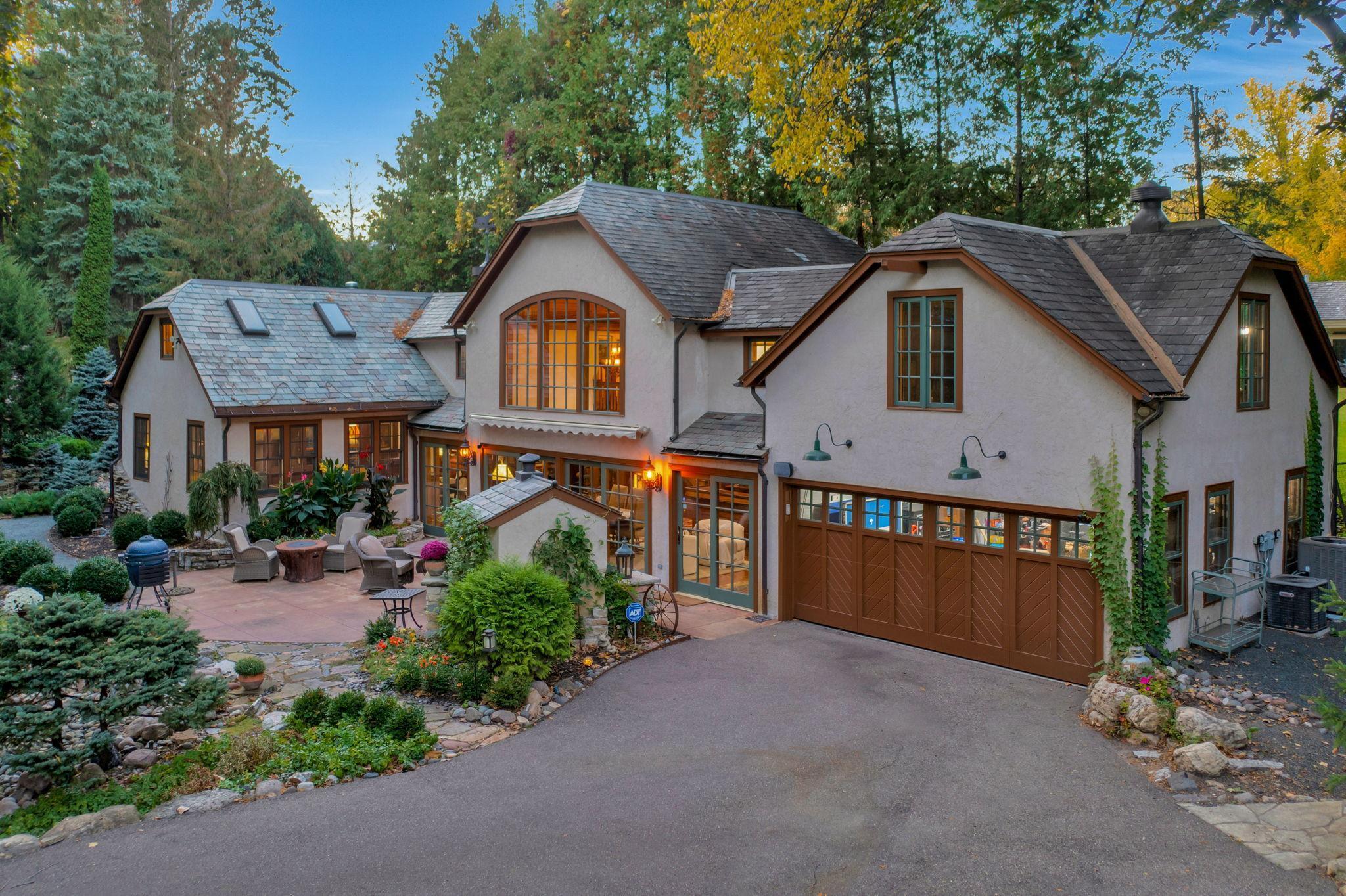 5117 Schaefer Road