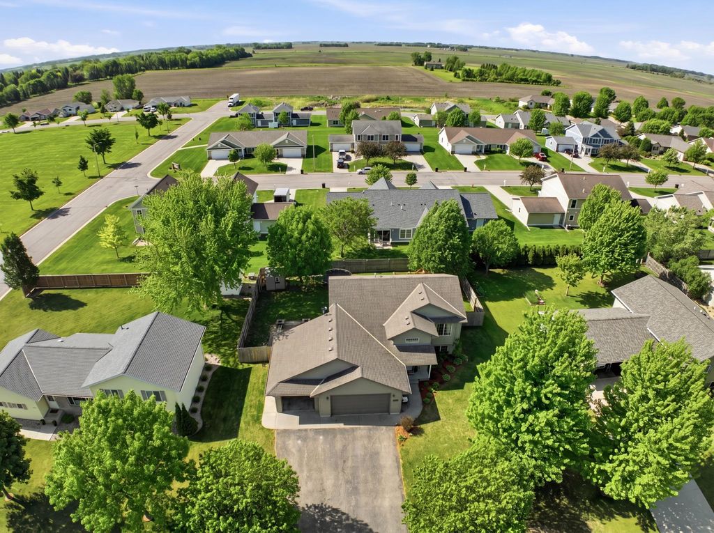 Photo of 1705 Richland Avenue SW, Willmar, MN 56201 (MLS # 7083538)