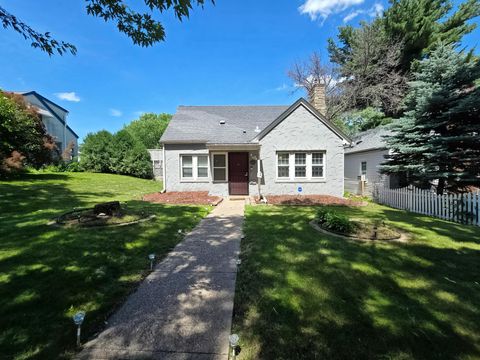 1803 Bush Avenue E Saint Paul MN 55119