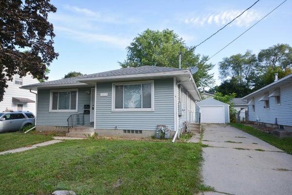 1013 9TH ST NE, ROCHESTER, MN 55906 - Image 00f2a5bdd188035cddfeed5604bf9fc8/3624231116