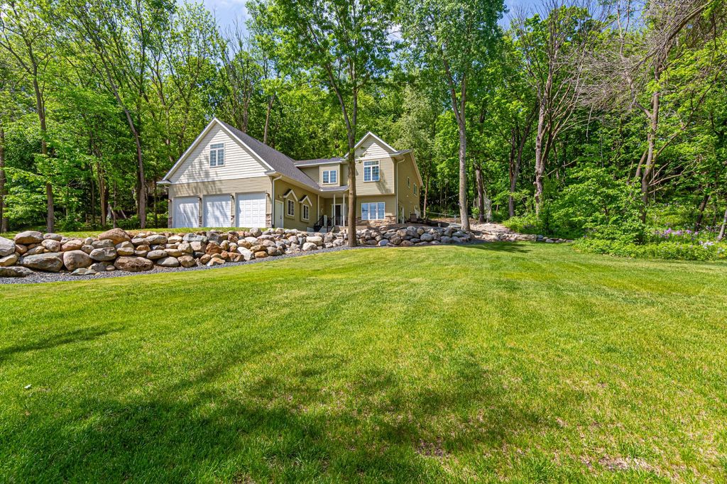 Photo of 2119 199th Street W, Faribault, MN 55021 (MLS # 7079253)