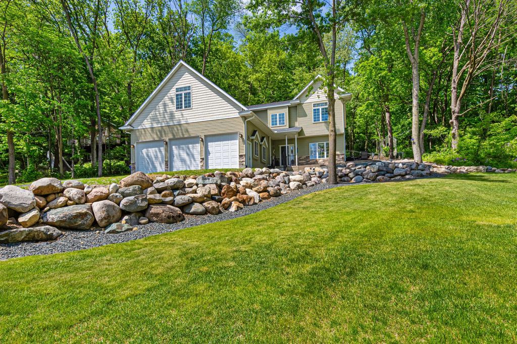 Photo of 2119 199th Street W, Faribault, MN 55021 (MLS # 7079253)