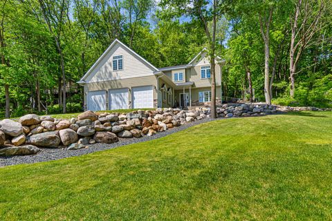 Photo of 2119 199th Street W, Faribault, MN 55021 (MLS # 7079253)