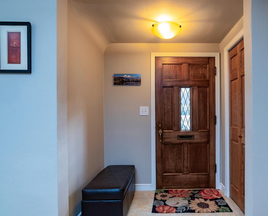 Photo of 745 Mount Curve Boulevard, Saint Paul, MN 55116 (MLS # 7027297)