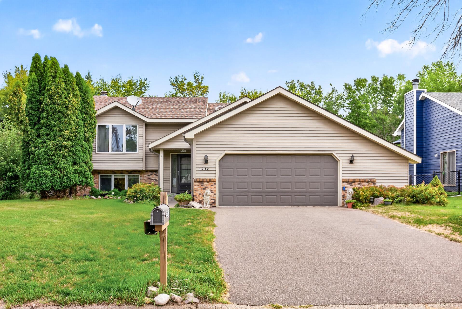 3212 Sunset Lake Drive