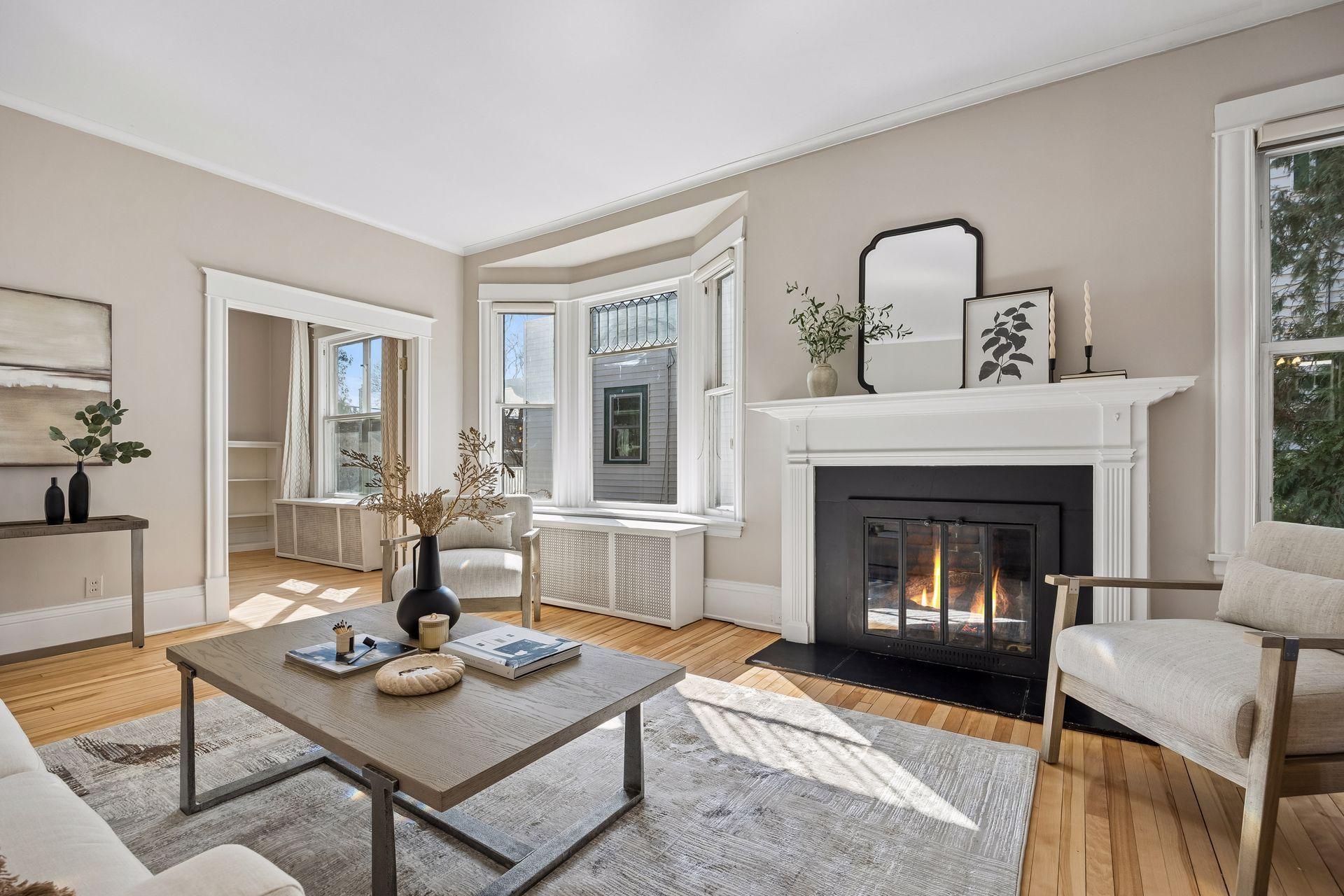 3105 Colfax Avenue S