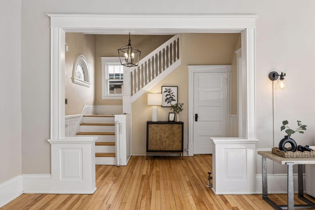 Photo of 3105 Colfax Avenue S, Minneapolis, MN 55408 (MLS # 7042362)