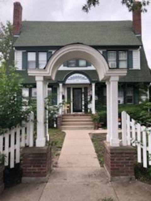 2047 Grand Avenue Saint Paul MN 55105