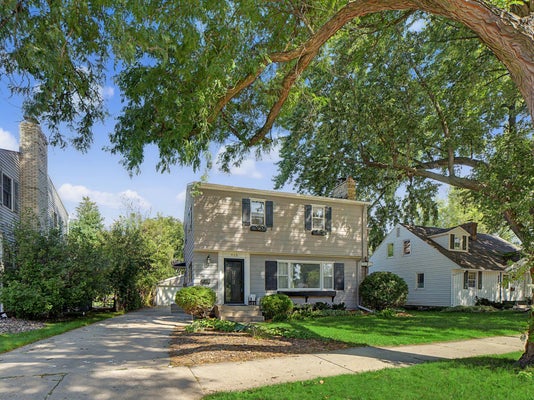 823 MEMORIAL PKWY SW, ROCHESTER, MN 55902 - Image 0150e2cd0f04e878a9e13e5fa41c831e/4219457748