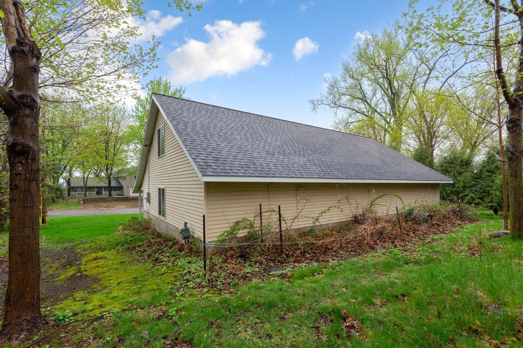 Photo of 918 Reed Street N, Waterville, MN 56096 (MLS # 7063050)