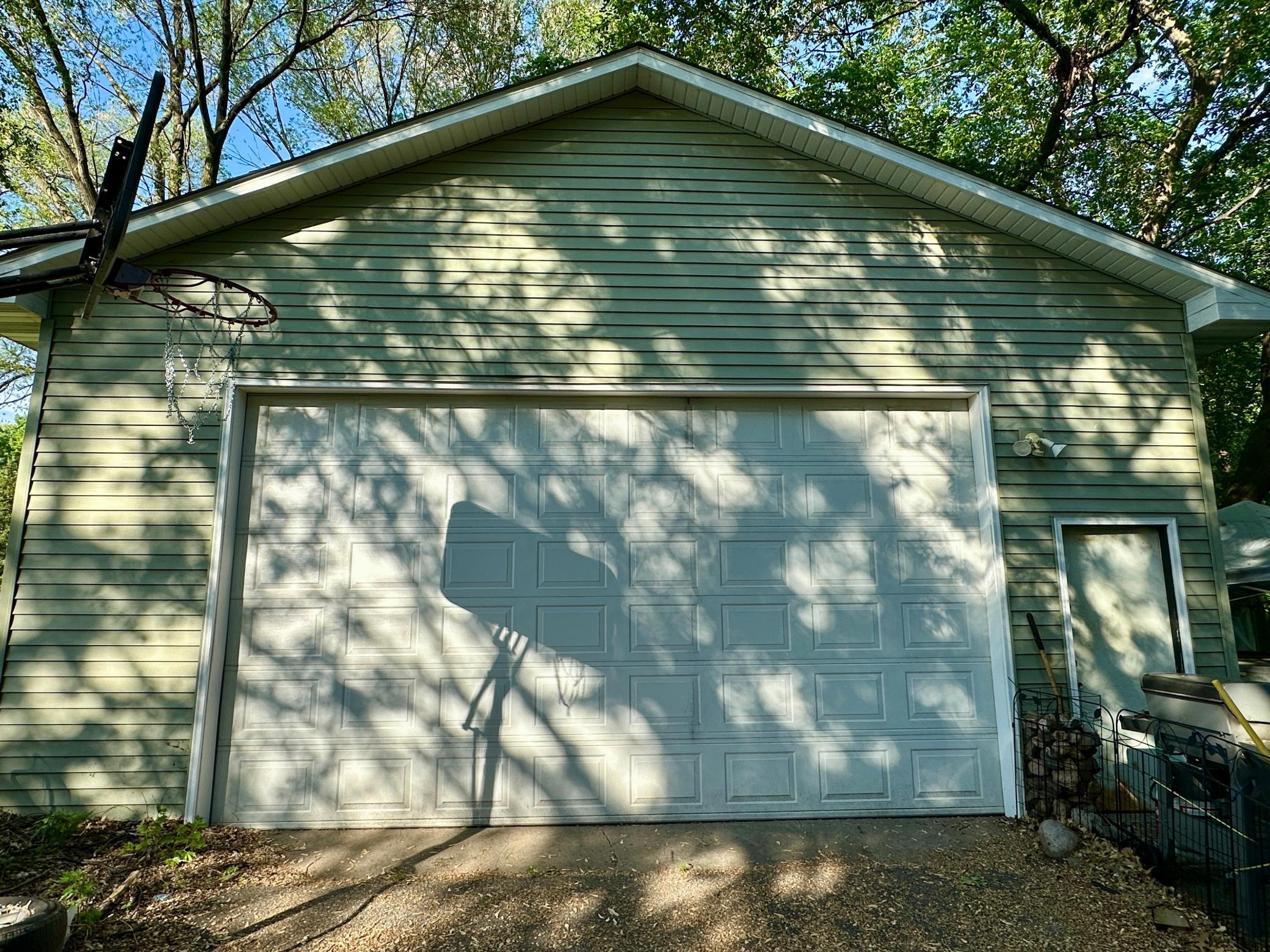 12 Pointcross Drive