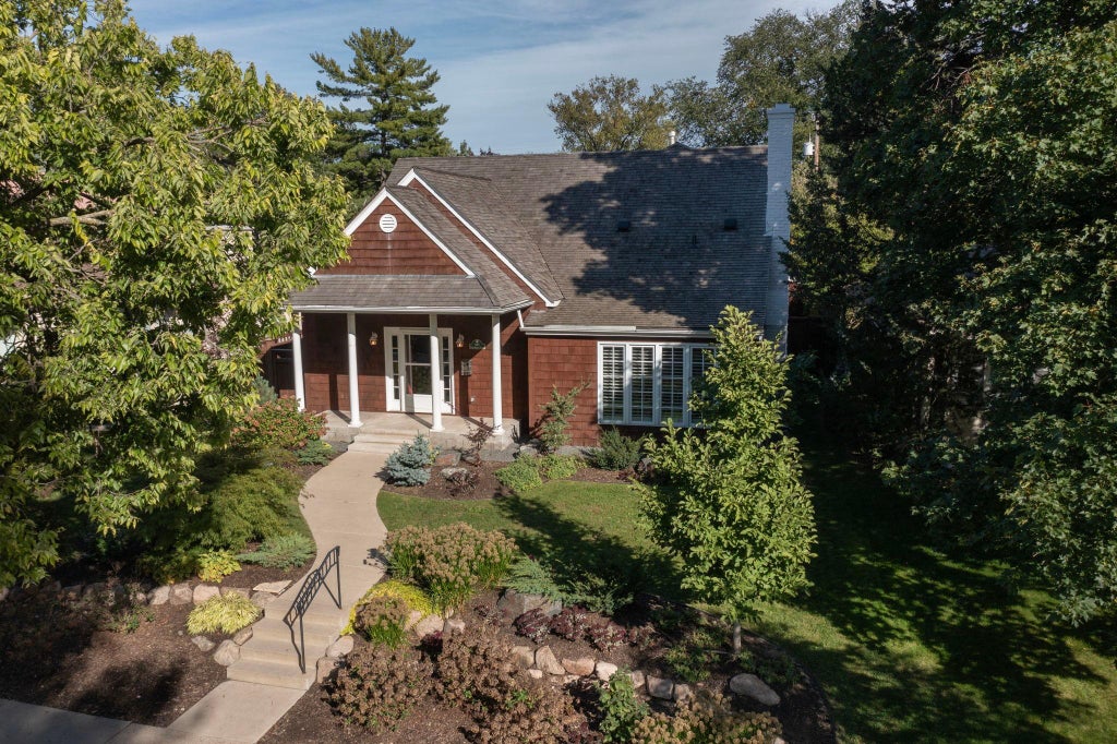 Photo of 2207 Penn Avenue S, Minneapolis, MN 55405 (MLS # 7110677)