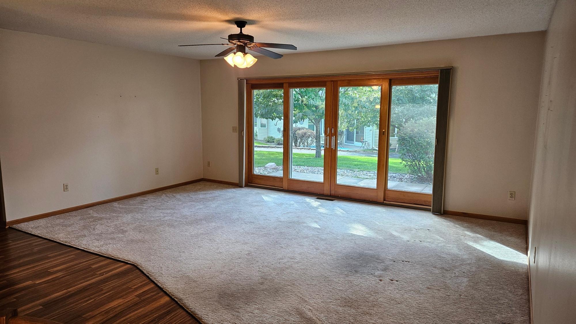 2516 Crestview Lane
