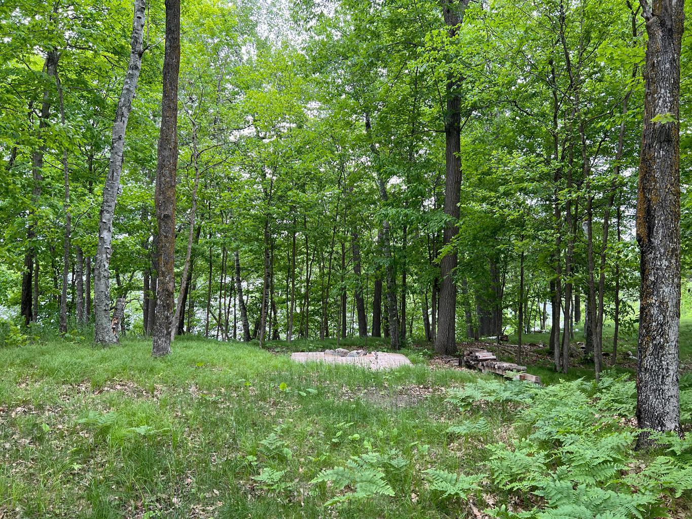 5585 Woods Bay Drive NE