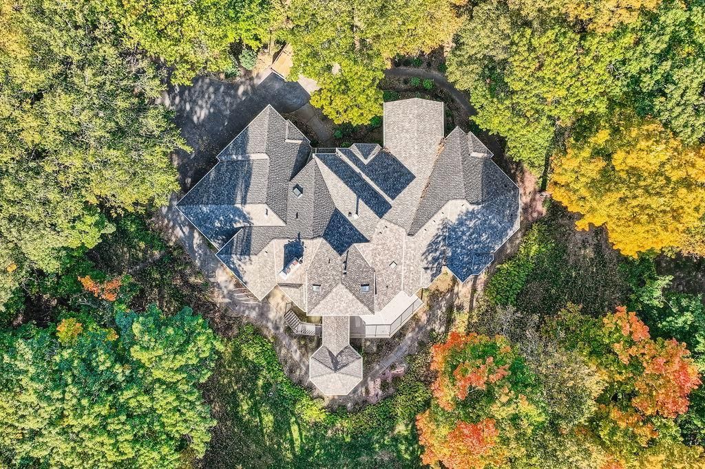 Photo of 4 W Bay Lane, North Oaks, MN 55127 (MLS # 6775881)