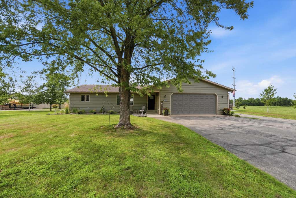 Photo of 9422 County Road 138, Saint Cloud, MN 56301 (MLS # 7125992)