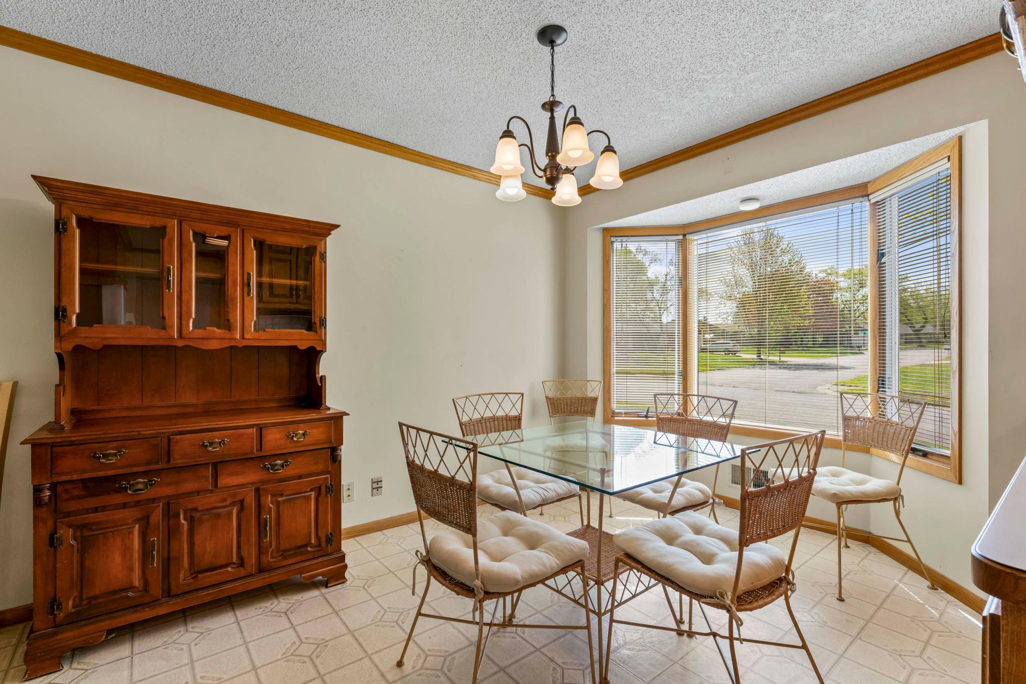 7229 Upper 139th Street W