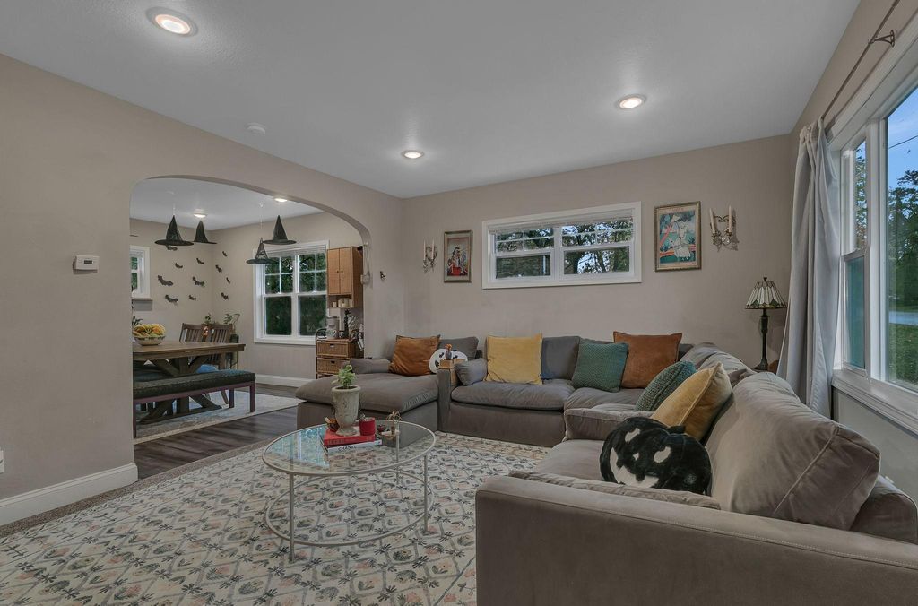 Photo of 1216/1218 6th Avenue S, Saint Cloud, MN 56301 (MLS # 7014972)